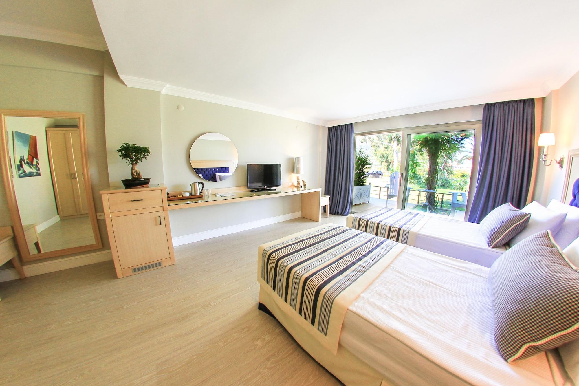 Palm Bay Beach Hotel Emecik Екстер'єр фото