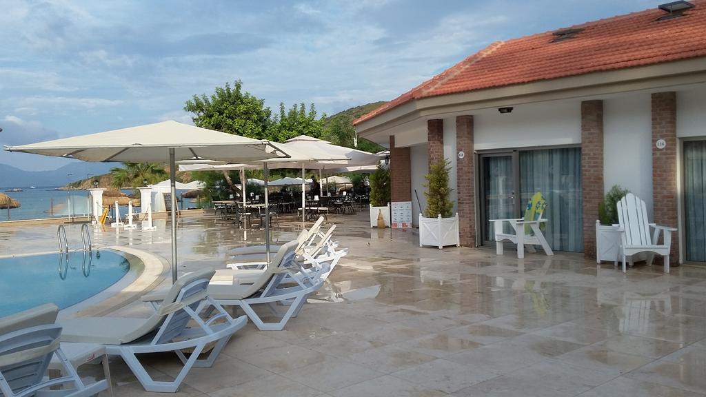 Palm Bay Beach Hotel Emecik Екстер'єр фото