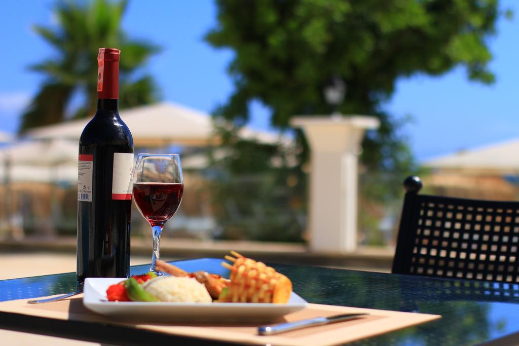 Palm Bay Beach Hotel Emecik Екстер'єр фото